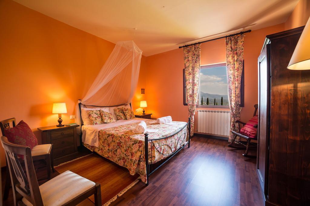 Rignano sullʼArno Fattoria Pagnana Suites & Pool חדר תמונה